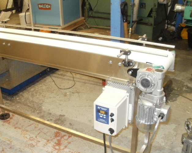 small mini conveyor